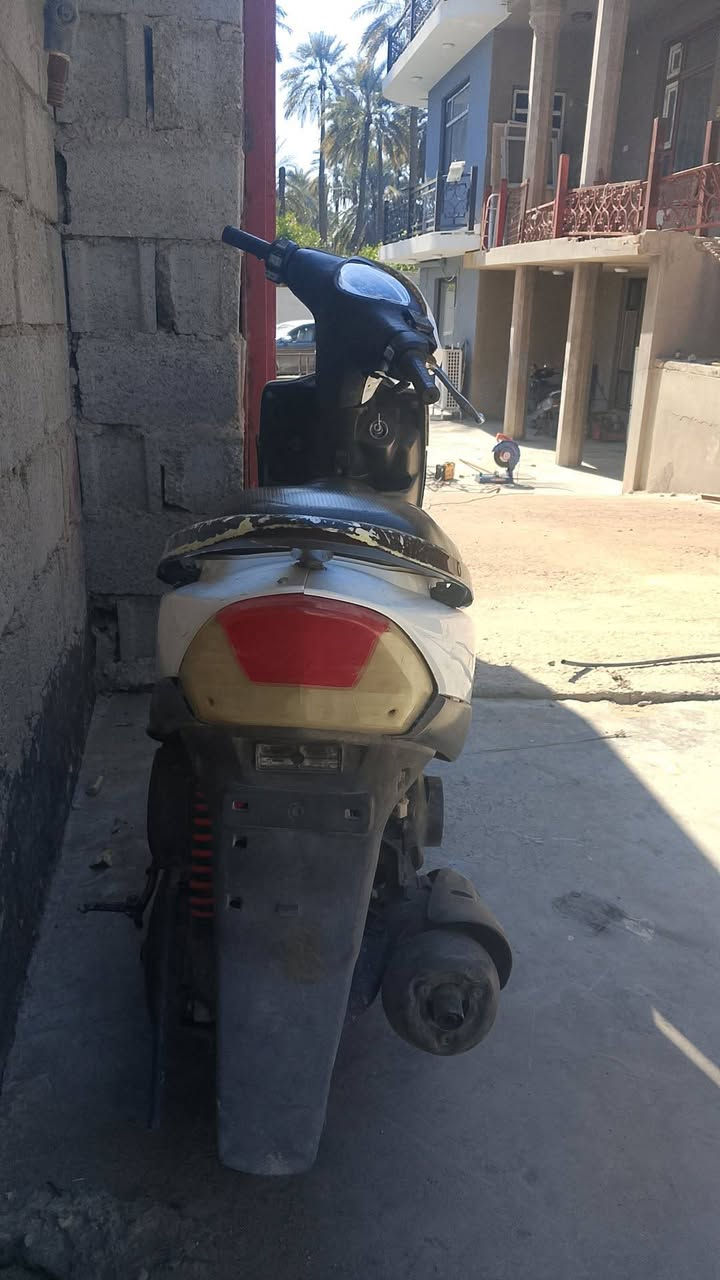 السلام عليكم درجة ماكس عدله للبيع السعر 325الف بيهه مجال مال مستعجل الرقم ***********
