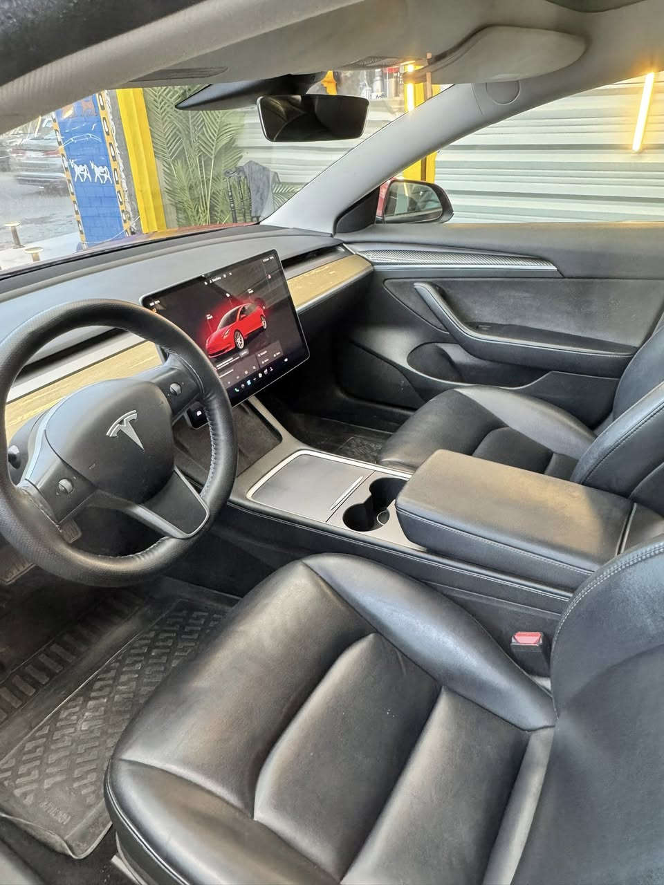 تسلا 2023
تيسلا 2023 تك ماطور
ماشيه 45 ميل 
سياره جديده كلش حادث بسيط جدا بجم كبس رقم بغداد بىسمي
بدون اي نقص مكاني بغداد السيديه
السعر 152 وبيع مجال بسيط
***********
