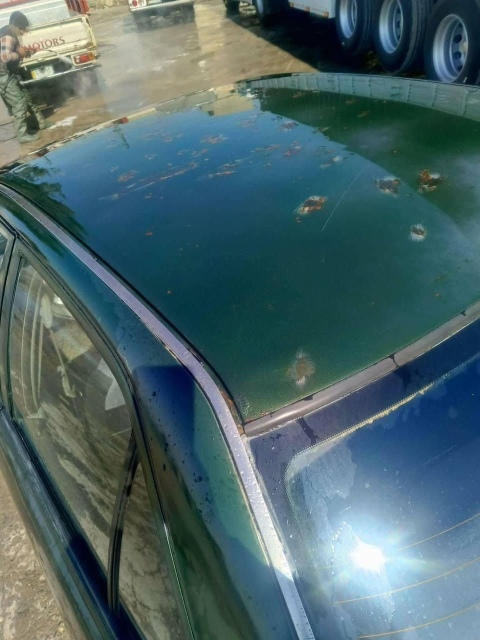 السلام عليكم سياره البيع ابروتو كير ومكينه بشرط فول عادي رقم جديد مصطره والسيارة بسمي السيارة تبريد شغال  تدفئه هذا رقمي ***********
