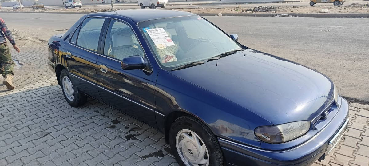 متاح النترا دمعه موديل 95 رقم جديد بغداد 
سنوية وهزة جديدة متصرف علية ربع تبريد شغال غرفة جديدة بسمي تحويل ثاني يوم
***********
