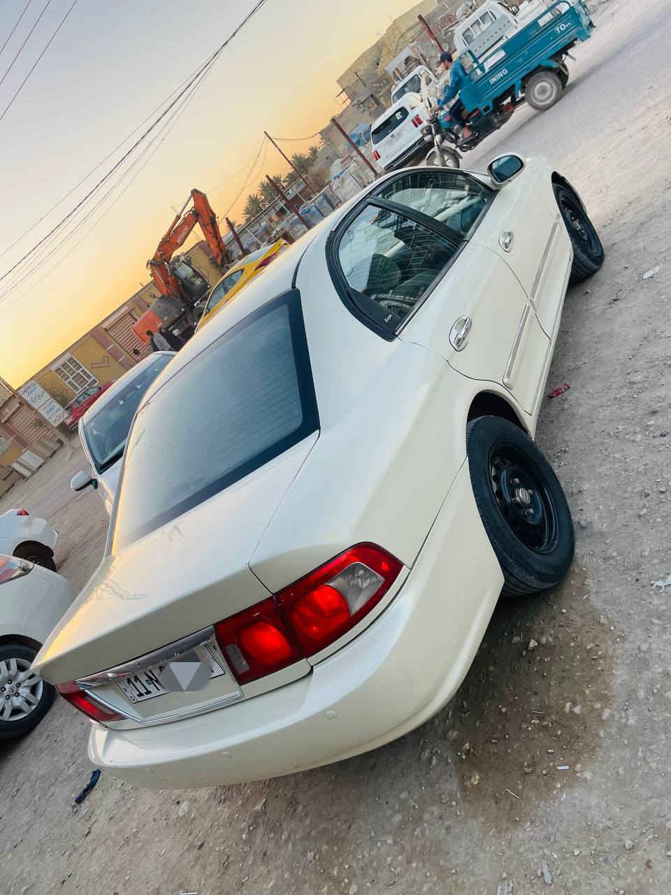 السلام عليكم
كيا اوبتيما  2004 لون ابيض صدفي 
مكينه 2700 
رقم بغداد دولي تحويل مباشر 
مصبوغه عام جماليه 
السياره جاهزه مجهزه ماناقصه كلشي 
السعر ( 63 ) وبيه مجال قليل 
الشراي يتصل *********** 
مكان السياره بابل 
  الخاص مغلق بدون حراج
