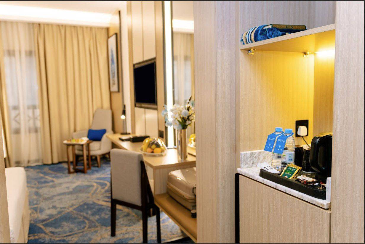 شركة الغدير الذهبية 
فافلة المتعهد احمد عيدان
عمرة شهر شعبان المبارك + عطلة نصف سنه نفس رحله
يتوفر نقدي وأقساط 
تاريخ الرحله 4 - 2 - 2026
⬛ مميزات رحلة العمره براً 
✦ بإشراف المتعهد: احمدعيدان 
✅ الانطلاق والعودة من وإلى مقر الشركة
🔸 المدينة المنورة: فندق مجاور للحرم المركزيه
🔸 مكة المكرمة: فندق ميدان حصرياً
✅ 3وجبات طعام بوفي مفتوح بالصوره
✅ برنامج الإقامة: 3ليالي في المدينة     ✅ 6ليالي في مكة المكرمة
✅ مزارات في مكة والمدينة،  
✅ دخول الروضة الشريفة
✅ باصات حديثة 
✅ إشراف إداري وديني متكامل 
.............................................
🎁 هدايا مميزة لكل معتمر:
▫️ حقيبة كتف
▫️ إحرام للرجال
▫️ سجادة صلاة
▫️ كتيب "المهم في العمرة"
................................................
📌 المستمسكات المطلوبة للتسجيل:
▪️ جواز سفر نافذ
▪️ صورة شخصية بخلفية بيضاء

📞 للحجز والتسجيل:
يرجى إحضار الجواز والصورة إلى مقر الشركة،
 الأرقام التالية:
***********
***********
📍 موقعنا الديوانية - الحمزه الشرقي - 
شارع العام
