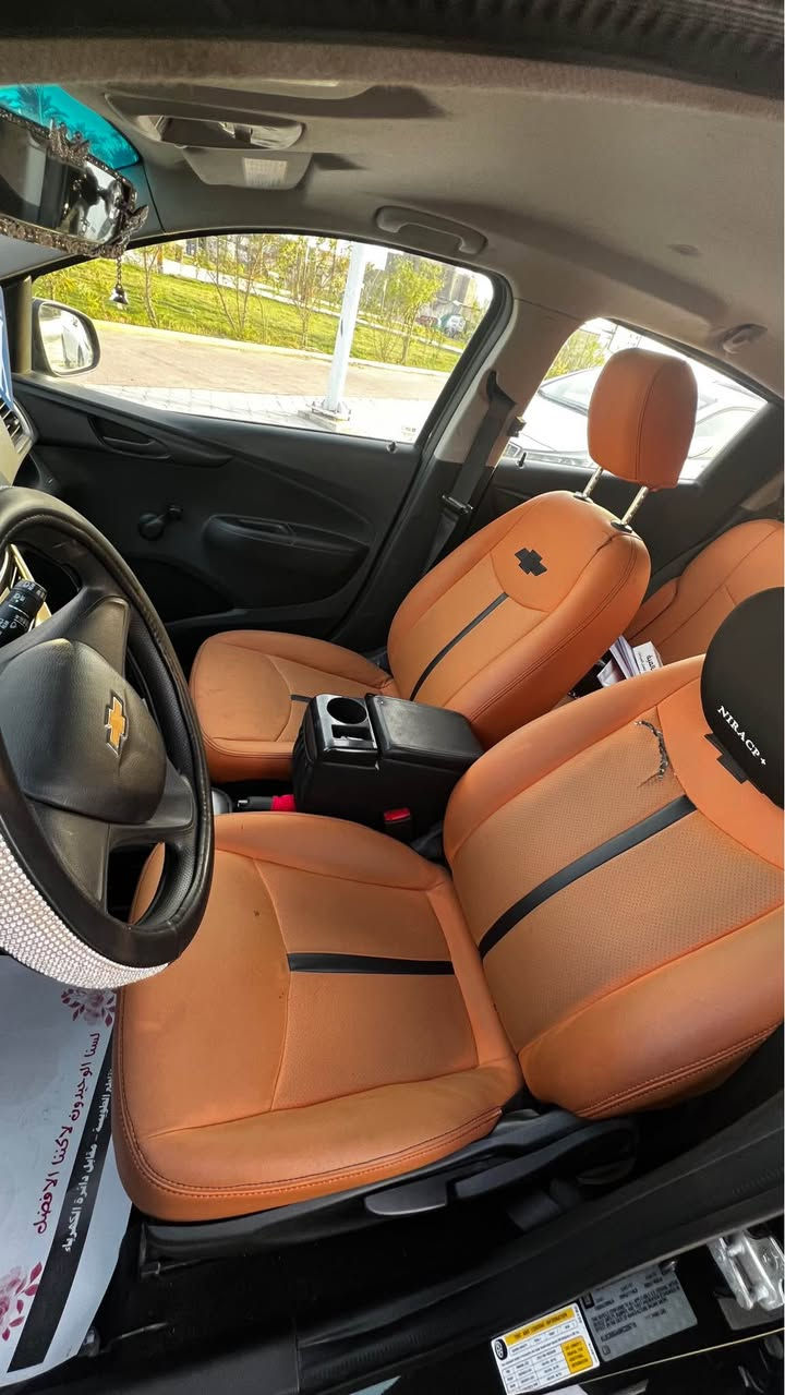 السلام عليكم  
شفرليت سبارك مديل ٢٠٢١
السياره جاهزه من كلشي حلوه مكينه وكير وتبريد ماشيه ٢٢الف تقريرها جاملغ وبنيد وانضربت عندي  بلبيبان الي عكس السايق  السياره مامتعوبه على إيد بنيه السياره نظيف بمعنى الكلمه كشر ودواخل 
سعرها ٩٥وبيه مجال 
مكاني بصره
والرقم بصره باسمي تحويل ثاني يوم 
 ٠٧٨٧ ٥١٩ ٠٣٦٨ Singapore
