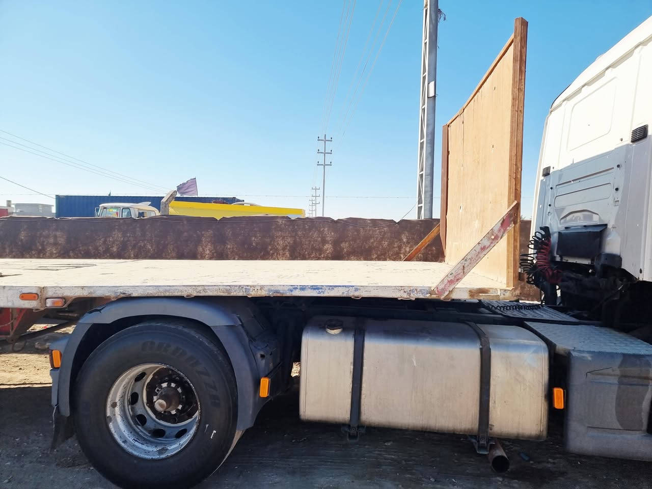 للبيع عربانه اوربيه مزوج
***********

***********
