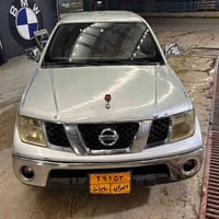 نیسان ناڤارا  2009  عام بۆیاخە قرچێکی هەیە  4تایەی تازەی لەسەرە  سیستە...