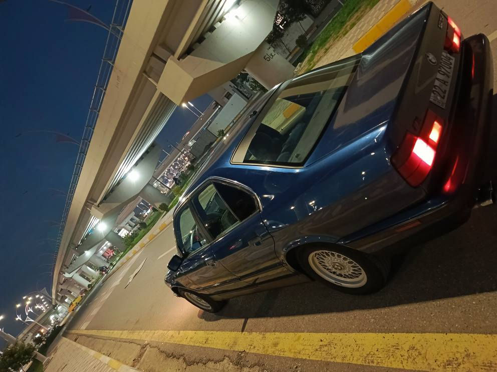 السلام عليكم للبيع بي ام دبليو موديل 93 محرك شرط 525iAكير شرط اصل الفصل بلادي دفتر بنزين بي سنويه جديد سياره بدون ضربه بكم كبس تكمه طرف السكن تعديل بارد شرط لايت زينون اصلي ستيرن ايرباك تجديد سرعه جامات كهرباء سياره احلى من الصوره صدر امامي خلفي دبلات كل جديد  سعر 65 بيها مجال للطيبين شراي استفسار على رقم *********** كركوك, العراق
