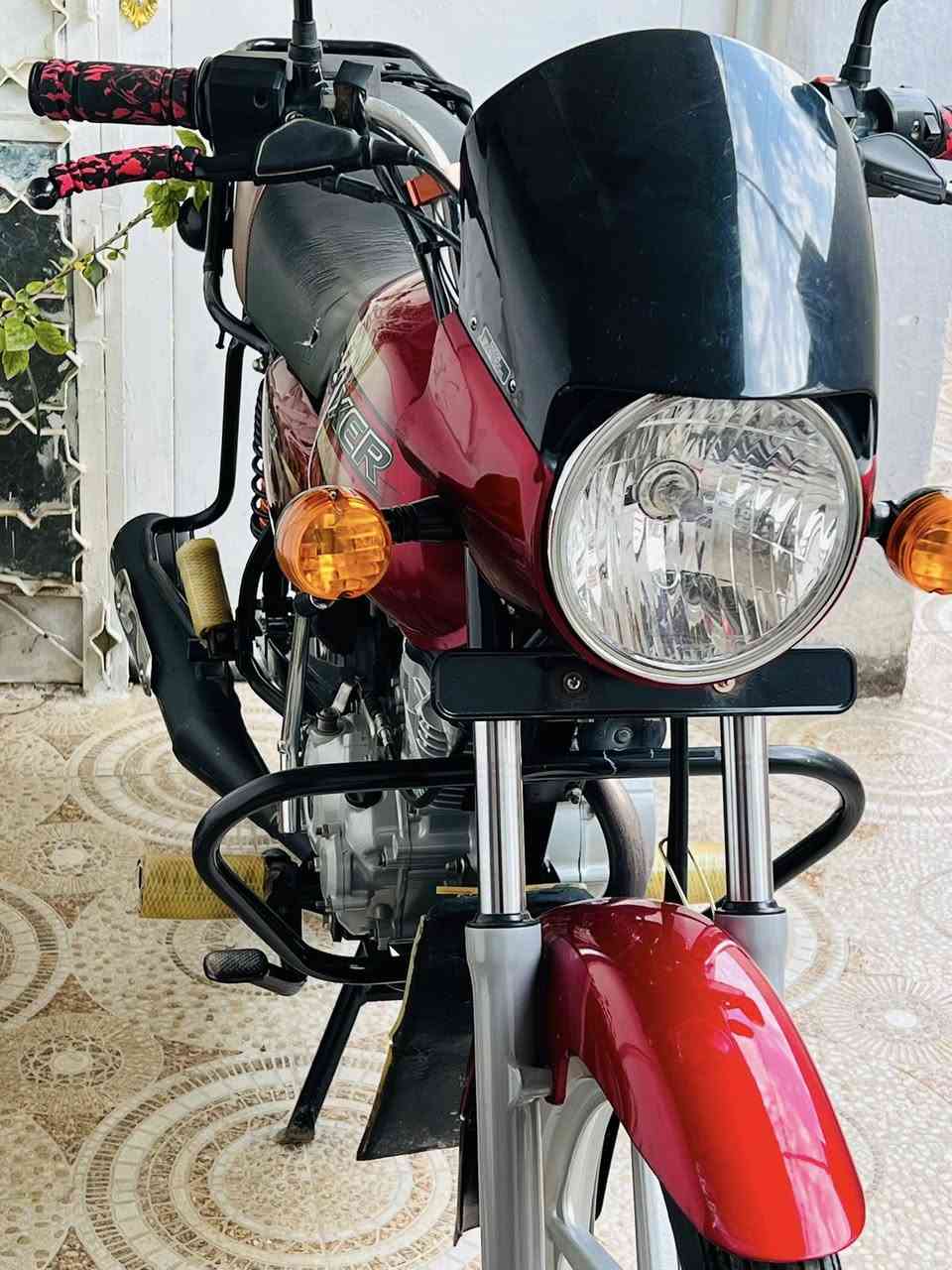 دراجة بوكسر 2019 (مرقّمة) مكفولة.
للاستفسار الاتصال على الرقم: ***********
العنوان: واسط – قضاء الحي
