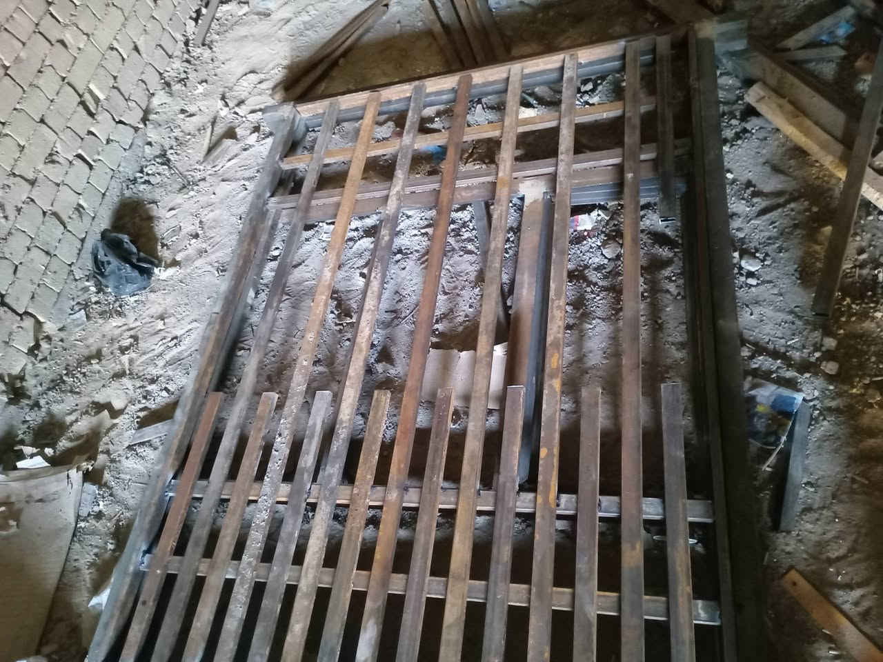 حداده عامه متنقله في كربلاء المقدسة لكافة اعمال الحدادة اتصل او راسل خاص ***********
