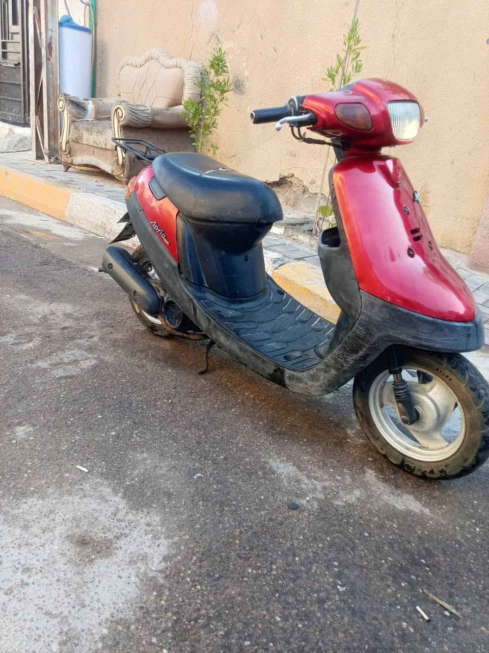 سلام عليكم بطه نضيفه كله شغاله نقصه باتري ضعيف مكينه ناعمه ونت اكسن مابيه دراجه حلوه ومابيه نقص كيج بانزين شغال قفل جنطه قفل ستيرن كله شغاله سعر ١٨٥ وبيه مجال حك جيه الرقم *********** مكاني كربلاء قرب محطت قادسيه

