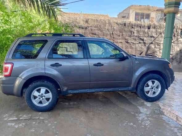 فورد سكيب 2010
رقم اربيل دولي 
سنوية لل 27
شاشة اندرويد 
تحكم ستيرن جهتين
تحكم مري 
محرك 6 سلندر 
كير محرك بلادي شرط 
سيارة نضيفة مال بيت 
قطعة تبديل وحدة جامرلغ عكس السايق كما موضح بالسونار 
سعر 110  وبيهة مجال قليل 
للاستفسار اكثر ***********
