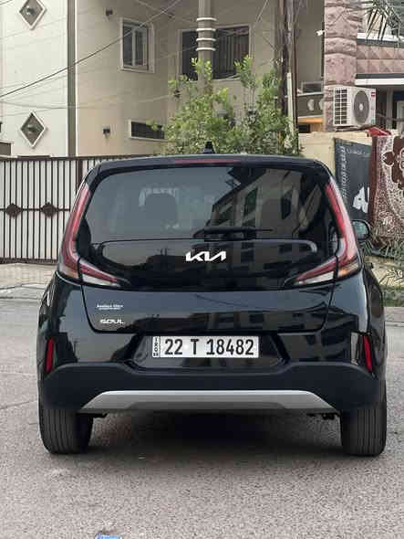 السلام عليكم 
لبيع كيا صول موديل ٢٠٢٣
رقم اربيل ترقيم جديد تريد تحويل تريد وكاله حاضر
موصفات s
وادار امامي 
رادار خلفي
رادار جانبي
تحديد مسار
دشبول دجتل
ثلاث وضعيات قياده
ويل كب كروم
محرك ٢٠٠💪🏽💪🏽💪🏽
حادثهه صبغ بنيد وجاملغ فقط  
مكانهه بغداد الكاظمية جكوك
السعر١٥٠$
هاتف ***********
