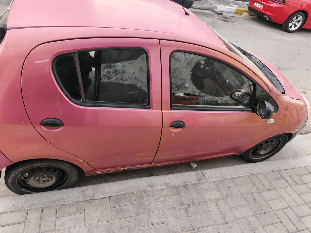 السلام عليكم باندا موديل 12 مصبوغه تغيير اللون مكاني بغداد السعر 37 وبيها مجال***********
