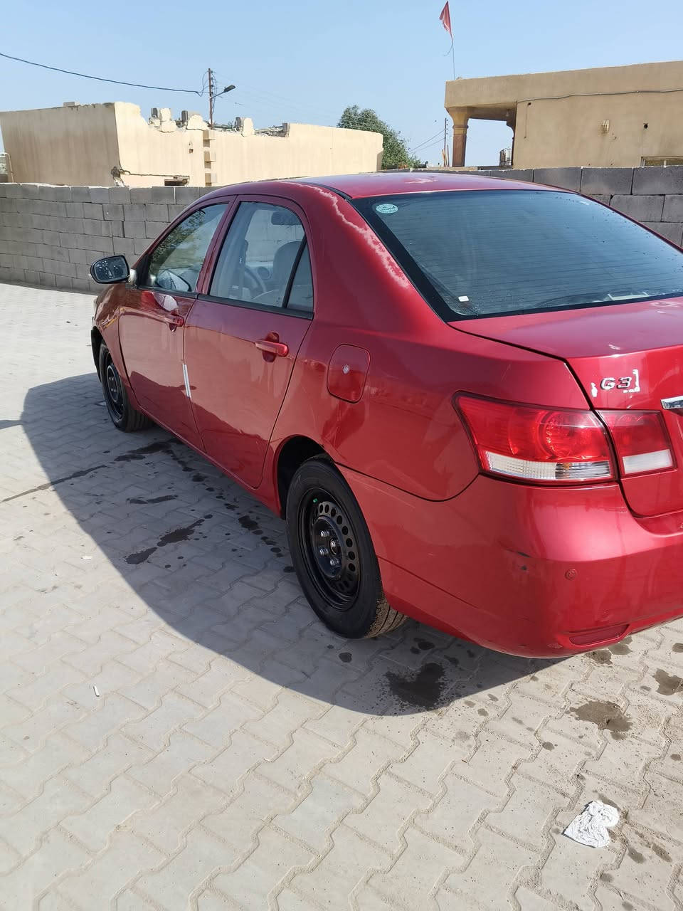 بي وايدي مديل 2016 جاهزه كير محرك تبريد السياره بيهه ضربه بجم ومعمره السياره شركه واقصاده مدفوعه بيهه سنويه استنساخ والورثه حاضرين لتحويل السعر 35 وبيهه مجال العنوان بصره ***********
