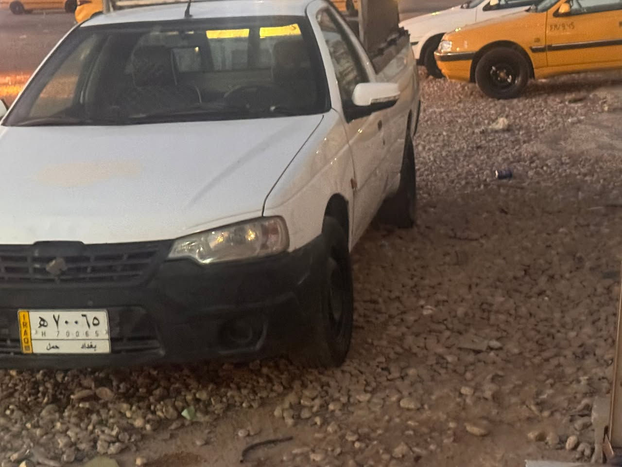 سلام عليكم بيكم اريدو سياره نضيفه مكينه وكيرجدت تبريد شغال تخمتاير نضيف ومصفره سنويه29 بسمنه مكاني بغداد شواصيه نضاف صدره نضيف ***********مديل16
