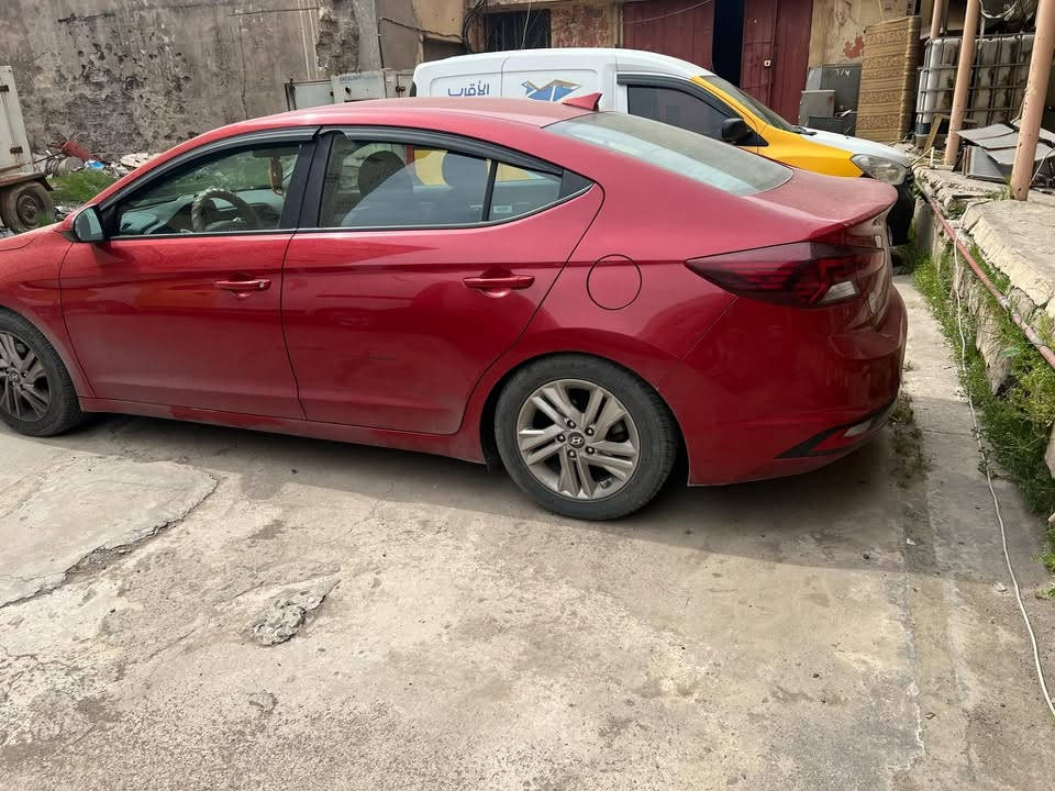الالنترا ٢٠١٩ محرك دوش والكير atm المرغوب ماشية ٧٤ ميل بدون ضرر و بدون ايربكات فقط تبديل جاملغ امامي ومكان وحده بارد تتكاتب مع الشرعي مكانها موصل جانب الايسر سعرها ١٢٧$ ومجال بسيط 

مكلف بالنشر ***********
