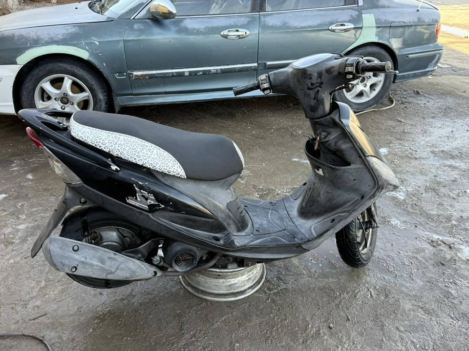 سلام عليكم شباب دراجه ماكس عدله جديده مابيهاا كل نقص مكفوله كفاله عامه فول ملاح الدراجه  نكره سلف سلف كابريترر اصلي الدراجه قطعه تجاري مابيهاا الدراجه ومدام عينك صورهاا كهربائياتهاا كلهاا شغاله  الدراجه 

المكان بغداد بياع قرب فلكت الشهداء 
الرقم *********** 
السعرر 600بيهاا مجال
