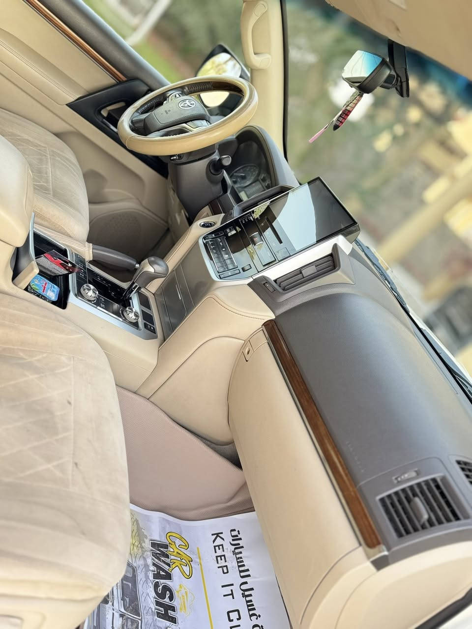 � فرصة مميزة | للبيع تويوتا لاندكروزر 2018 – وايت دشن 🤍
سيارة نظيفة جدًا، استعمال شخصي، جاهزة للاستخدام بدون أي مصروف
مكفولة من كلشي، ومكفولة فحصًا

 • وارد
 • ماشية 148 ألف كم
 • محرك + جير + شاصي بحالة ممتازة
 • نظافة عالية، ما تحتاج شي
 • المكان: صلاح الدين – قضاء الدجيل

💰 السعر: 50 ألف دولار
(بيه مجال بسيط )

📞 للاستفسار والاتصال:
***********
