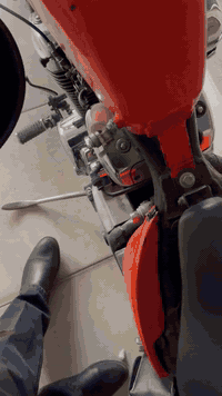 السلام عليكم
للبيع هوندا ستد ببر 400cc
كفلة مكينة و كهربائيات 
رقم و سنوية بغداد باسمي تحويل ثاني يوم هزة جديدة  
للتواصل *********** 
غير متواجد على الفيس بوك
سعر 17 و بيها مجال بسيط
