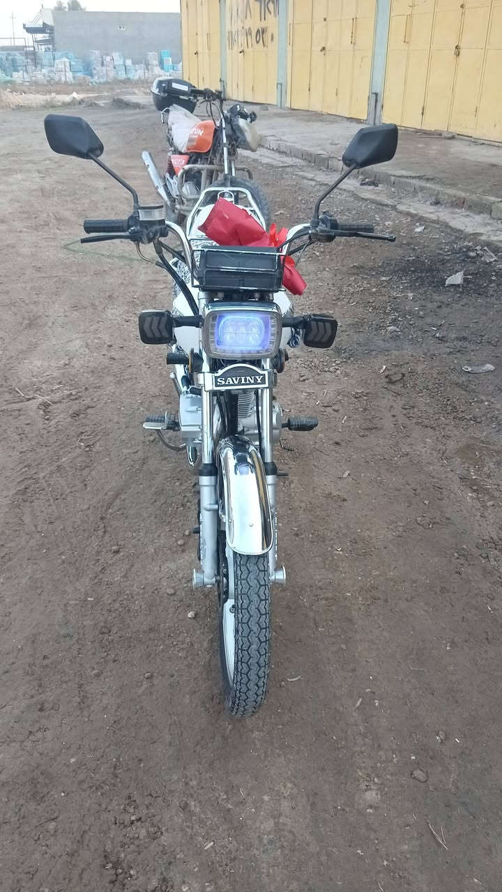 يا الله سلام عليكم ـــــــــ شباب دراجه ايراني سيفان موديل 2021 دراجه وضع الشركه بنايلون بعدهه جنت مخليهه ب مخزن  وليوم طلعتهه دراجه سبانه ماممدود عليه كلهه شغاله نشاط ومعدل خير من الله نص نكره سلف سعر الدراجه 650 وبيه مجال وتحياتي لجميع عنوان الدراجه الضلوعيه البفراج قريه الامين رقم الهاتف *********** ال مو شراي لا يتعبني فدوه
