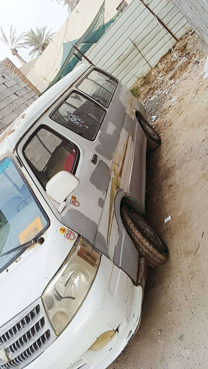 سلام عليكم كيه فتون 2009رقم قادسيه احمر مميز كير محرك اكسل كهربائيات تايرات باتري كله نضيف وعل ضمان سعر 22قفل شراي يتصل رقم صاحبه راح مني ابيع هل موجود ***********
