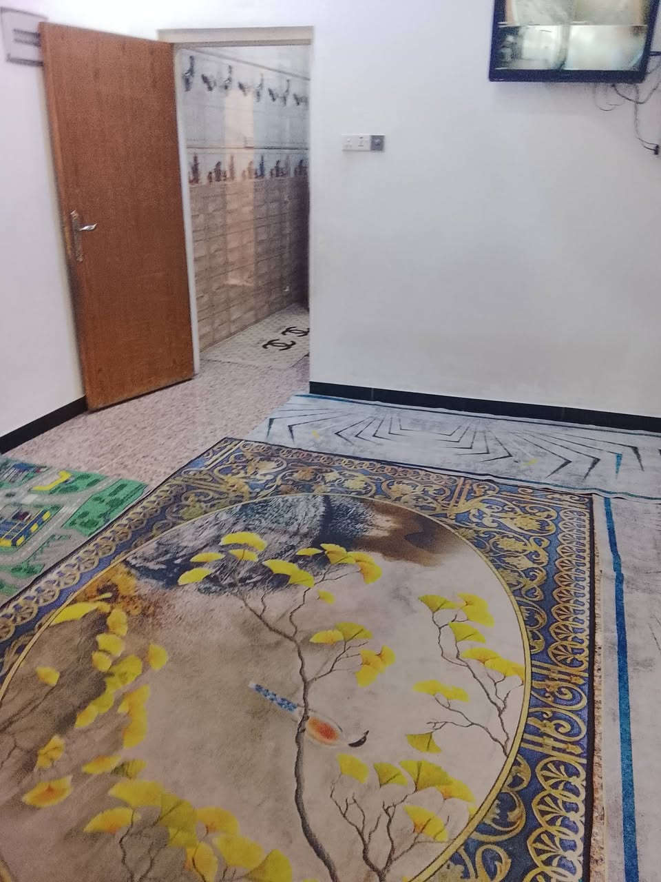 بيت البيع جديدالمساحه 126خلف المغتسل الجديدعلى شارع الرئيسي ***********
