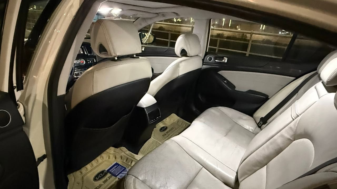 للبيع  فول مواصفات داخل ملكي vip رقم دهوك سنويه جديده ماشيه 280 مكفوله من الضربه والصبع بيه بارد بالجاملغ الايسر اصبعين تقريبآ قفل 145 ***********
