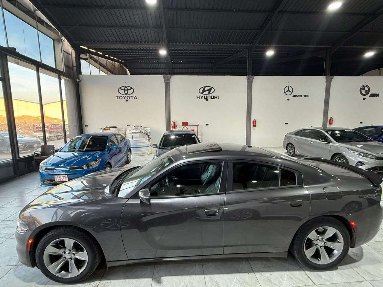 جارجر 2019 كلين 
بيها باب مفتوح كارت شبر 
 كشنات خزن جلد 
***********
*********** أربيل, العراق
