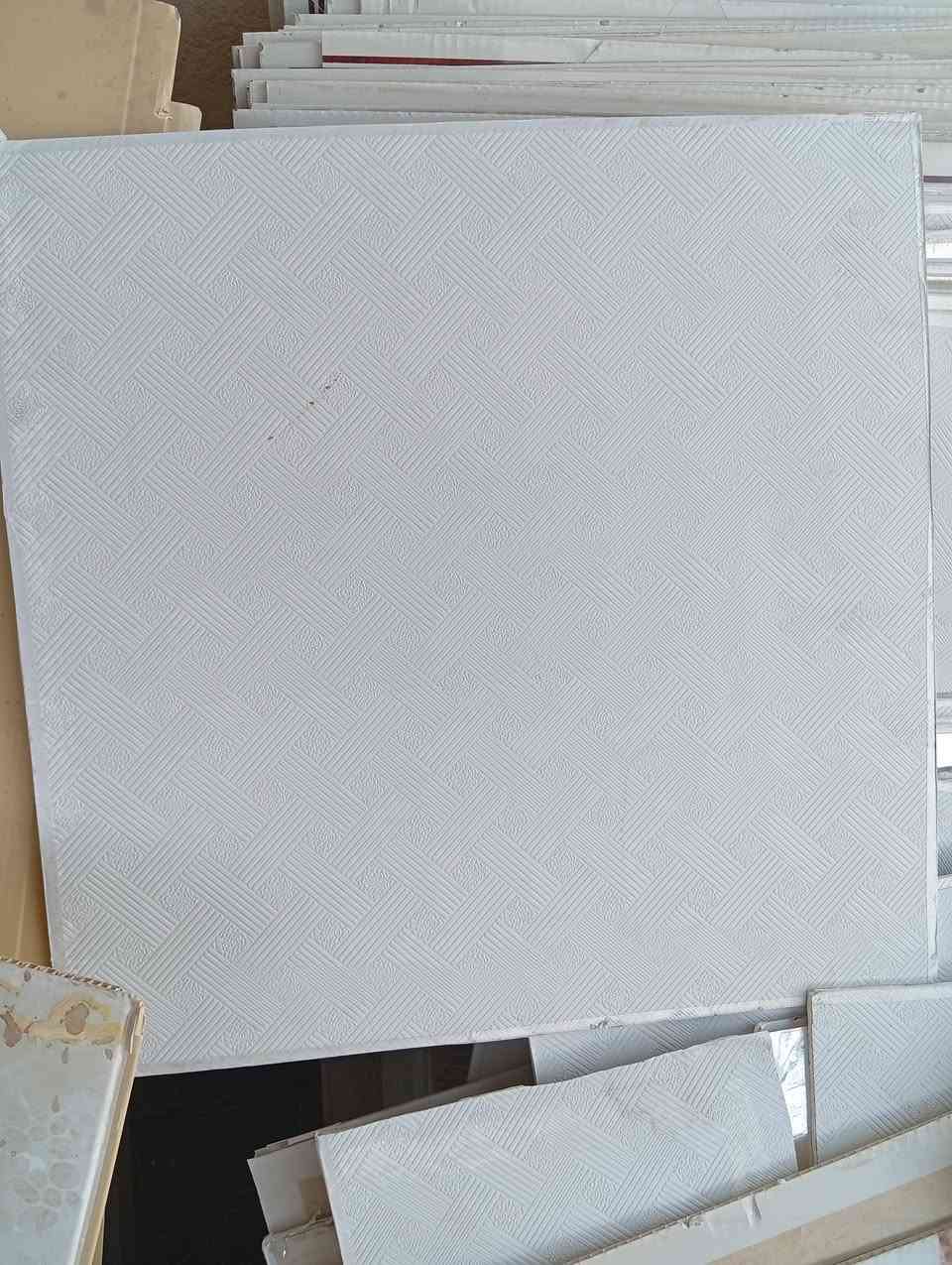 سقف ثانوي بورك وبلستك للبيع مكان ناصرية طريق السفينه توصيل موجود ***********
