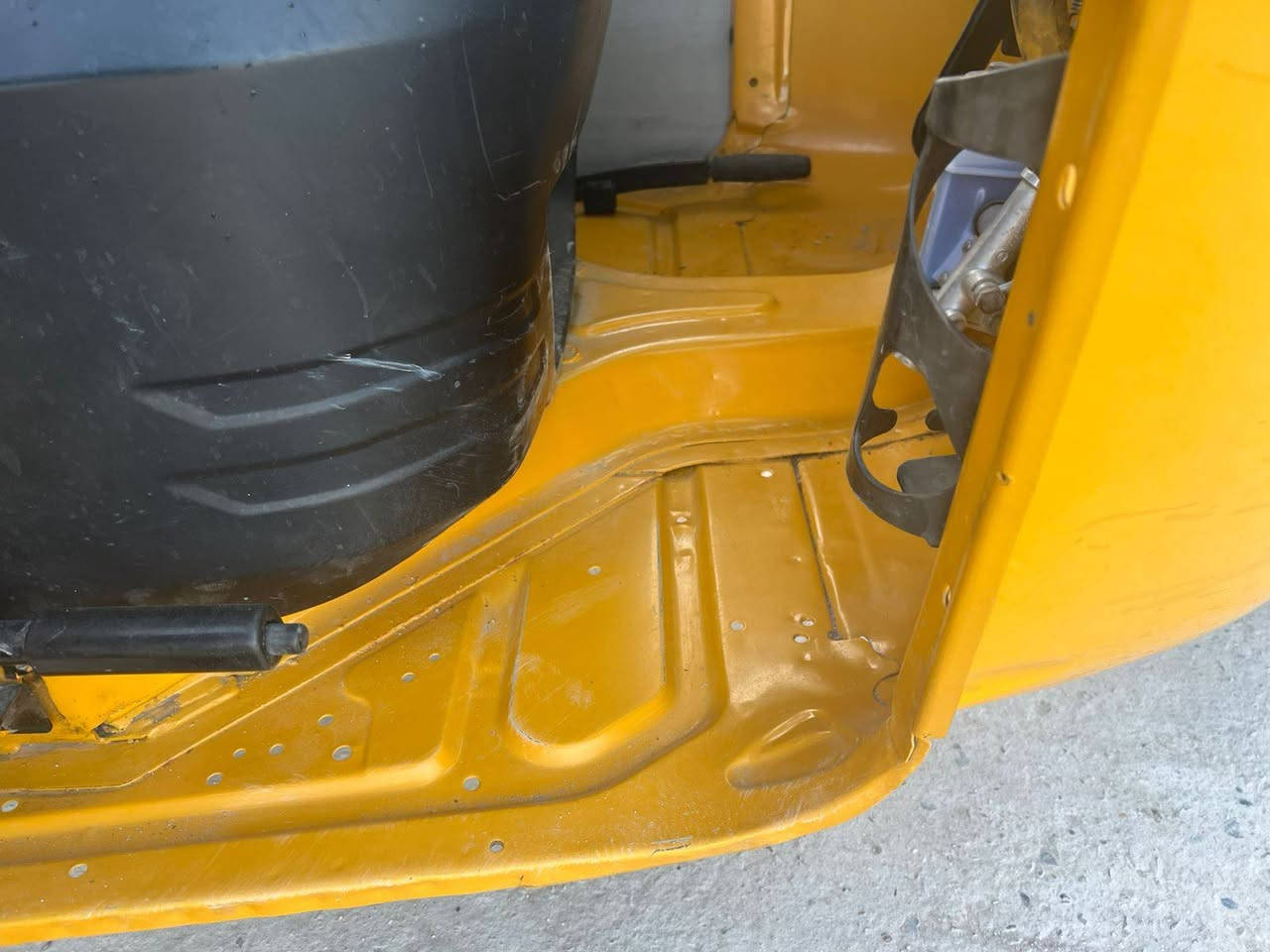 السلام عليك تكتك مديل 2020 رقم وسنويه هزه جديده تحويل ثاني يوم  تكتك بسمي تكتك جاهزه كبل لشارع كهربائيات كله شغاله تكتك ربع مذب عليه تكتك مال شغل  مكاني البلديات صحفيين *********** متواجد واتساب 
جماعت البياعه شراي لتوصل
