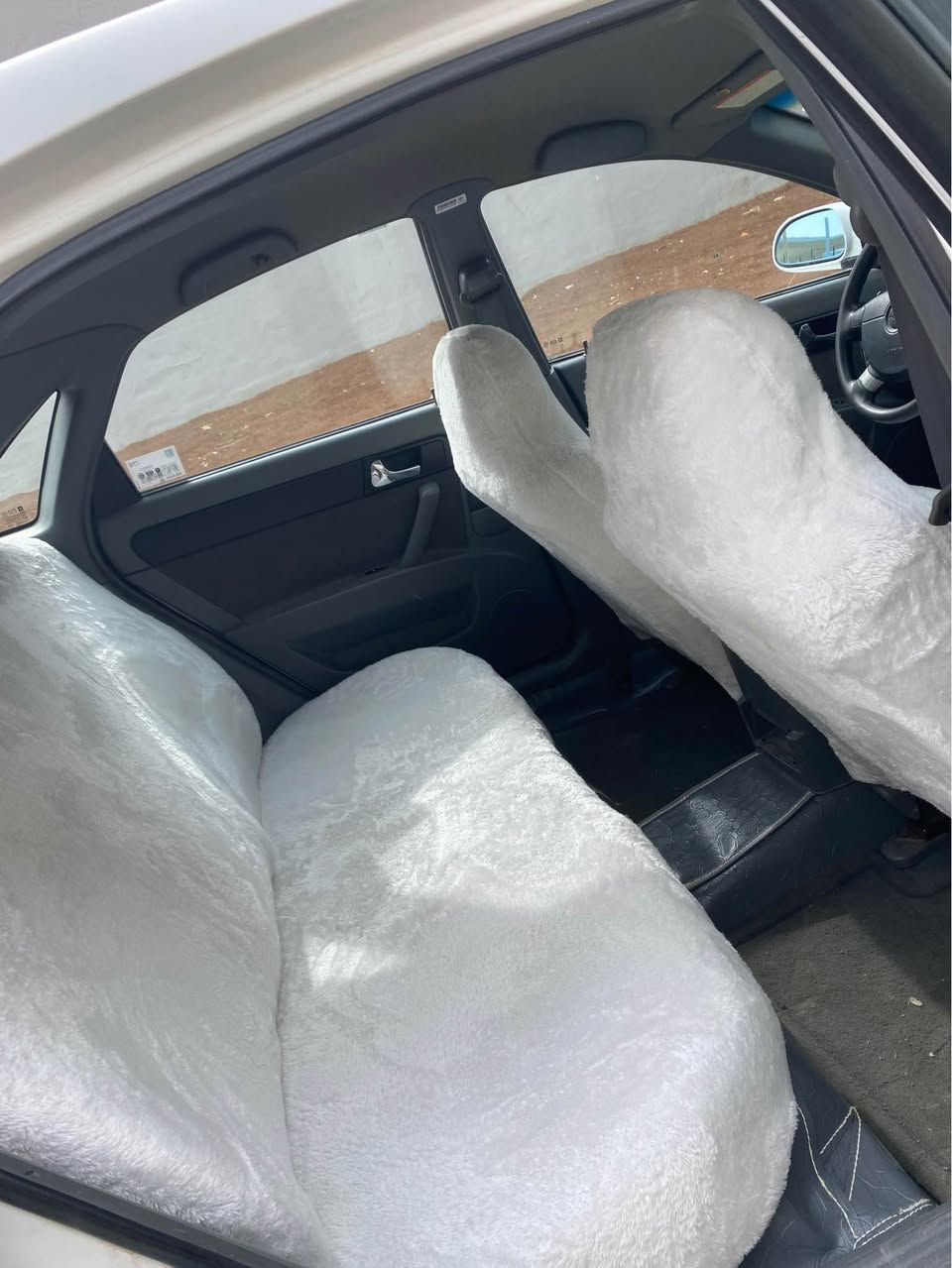 ئؤپترا مؤديل ٢٠١٣ رةشپؤش لةسةر ساخة ١٢٢ هةزار رؤشتوة گيرو مةكينةو تةقةو رةقة بةشةرت ٤ تايةي نوي لةشيرة ...    *********** أربيل, العراق
