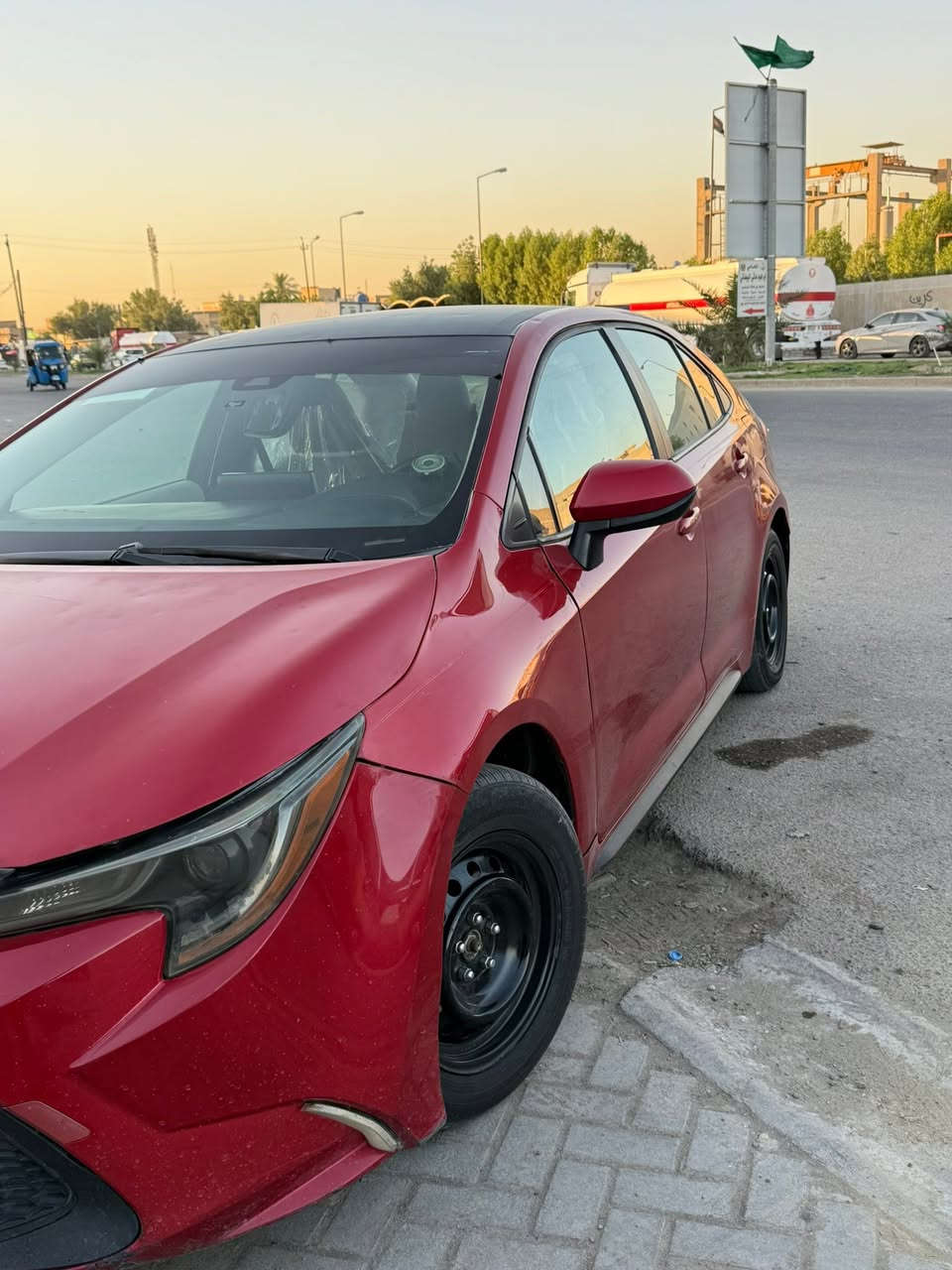 سلام عليكم
كورلا 2020 وارد امريكي LE  مواصفات معروفه 
محرك 1800 المرغوب 
السياره جاهزه من كل شي حداديه جديده 
ادامه كامله للسياره 
حادث السياره موضح بل صور 
السعر 132 وبيها مجال 
للاستفسار ***********
