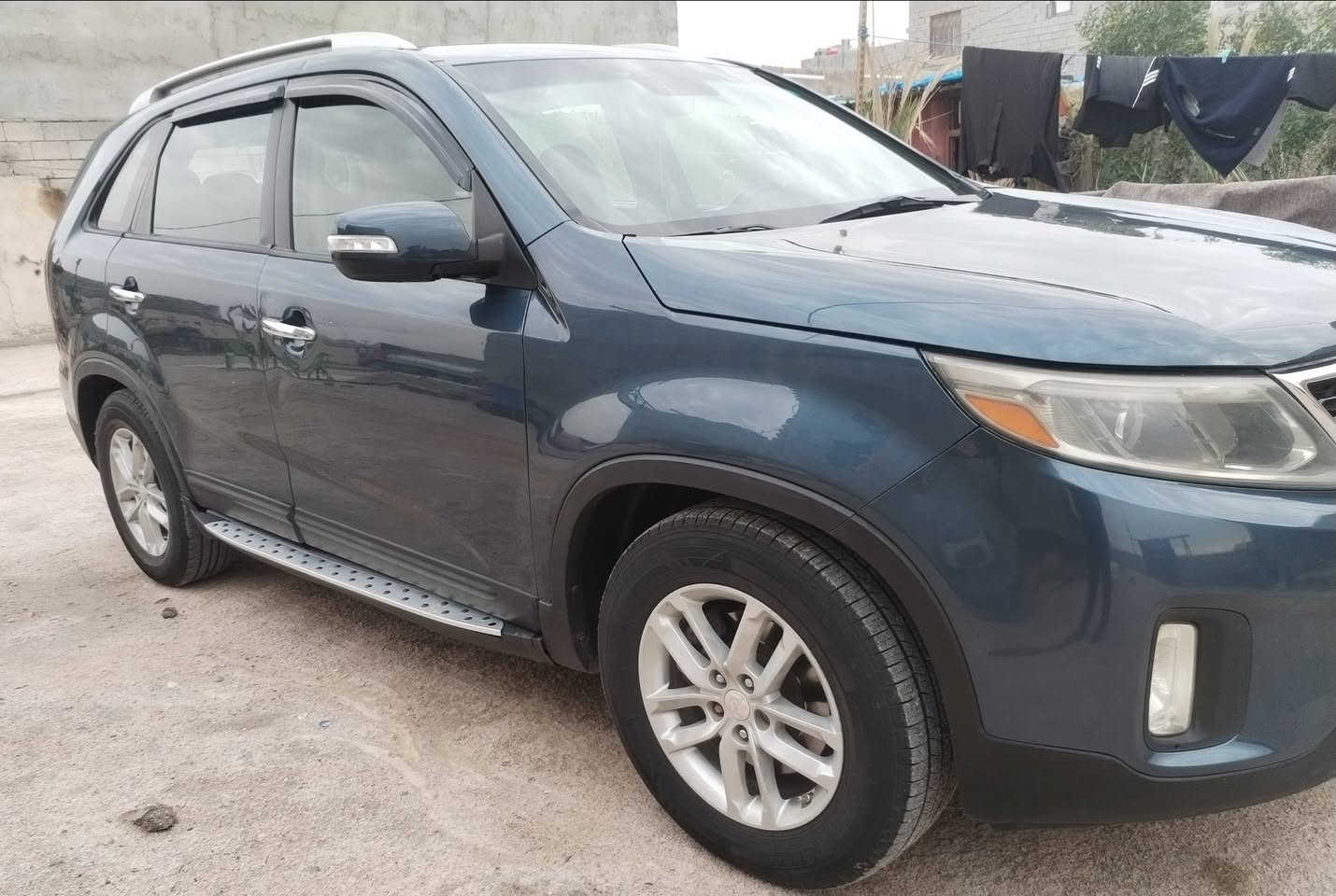 سلام عليكم كياه سورنتوه مديل 2014 محرك4 7راكب دفع رباعي فتحه تبريد 3 قطع وارد مريكي  سنويه 31سيار بسمي  مراوس سوناتا/البيع هاذ *********** سعره 129
