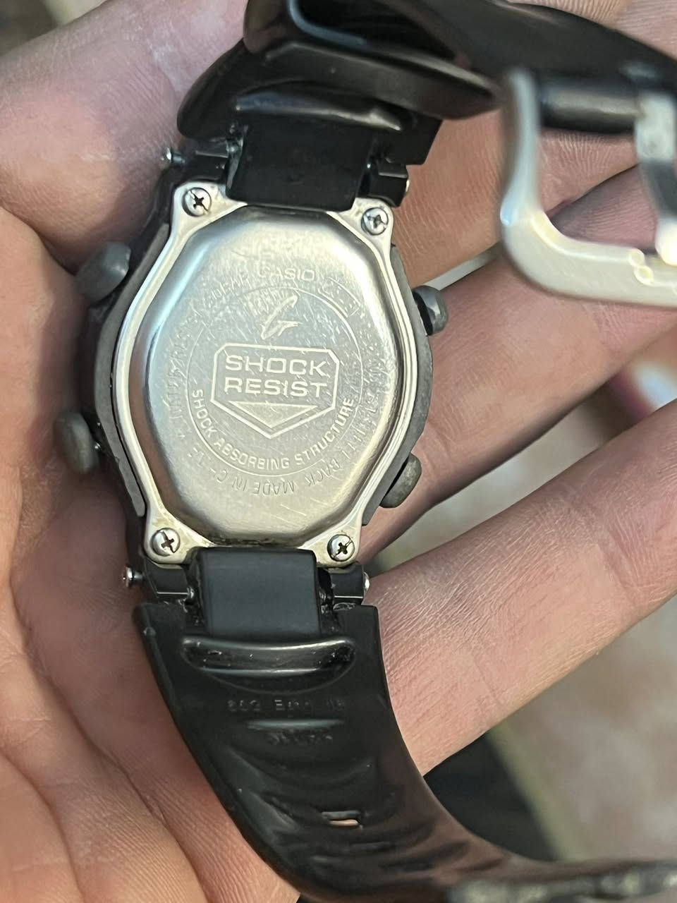 ثلاث قطع ابيعهن شلع تصفية غراض سعر القطعه 25 الصور كدامكم بغداد يوجد توصيل ***********
