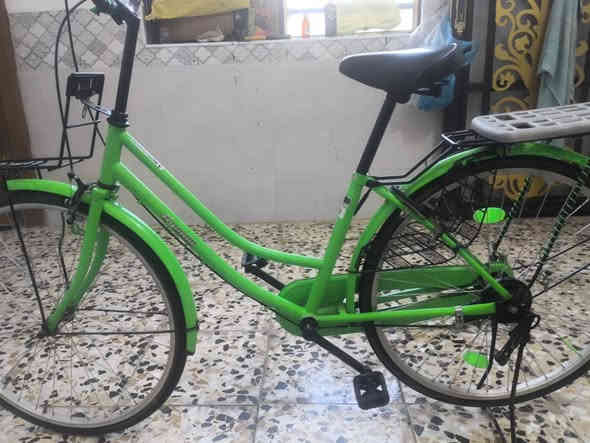 سلام عليكم شباب بسكل بناتي باسكل حلو ومرتب مديلل 2024
***********
وما بي شي بس الويل تصفيه  السعر 100 وبي مجال
