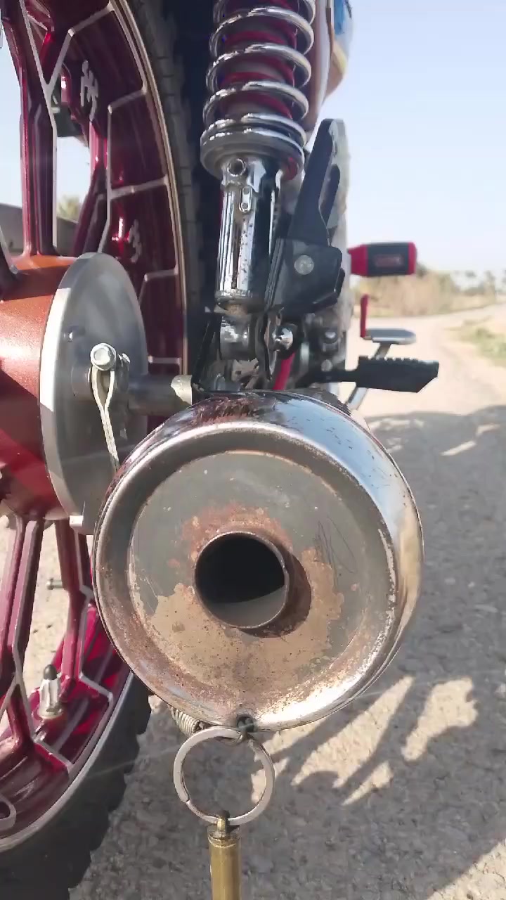 سلام عليكم دراجه سيفان البيع موديل 2024 اوراق اصوليه كهربائيّ كلهة شغالة  محرك 200 السعر 650 قفل  مكاني ديالى الخاص ناحيةالسلام هاذه رقمي ***********
