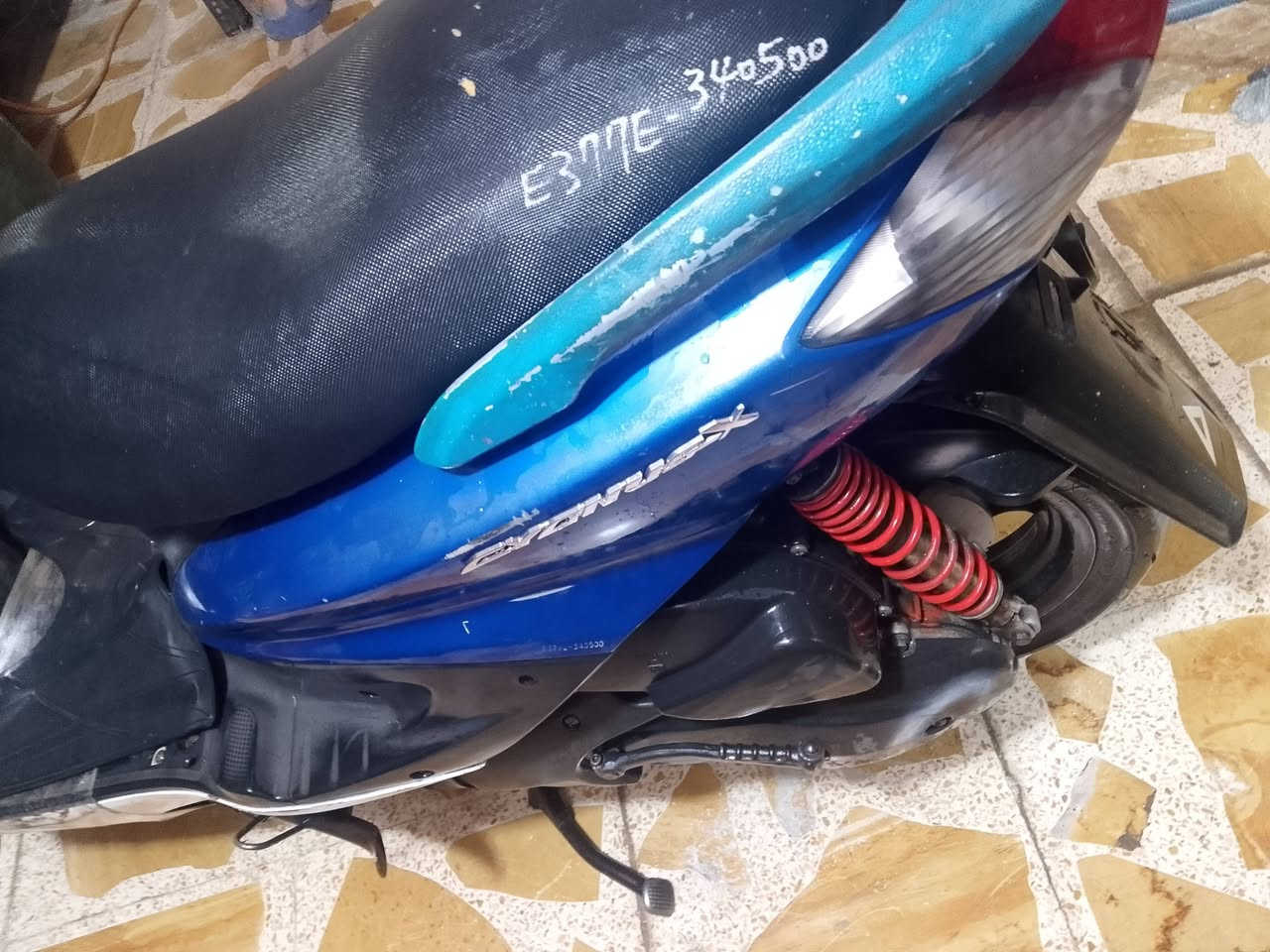 سلام عليكم دراجه سكنس نثيه للبيع دراجه مامفتوحه شلعه ومعدل يخبل صوته ناعم بغداد مدينت الصدر ***********
