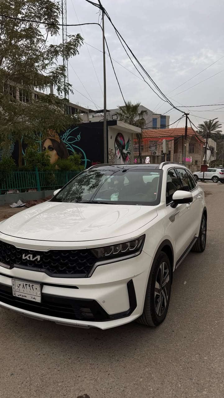 السلام عليكم سورنتو 2023 خليجي بدون صبغ وحادث بيها رصعتين خفيفات مواصفات فول 6 سلندر ماشية 85 الف كم
نظيفة جداً السيارة
سعرها 280 وبيها مجال بسيط
***********
