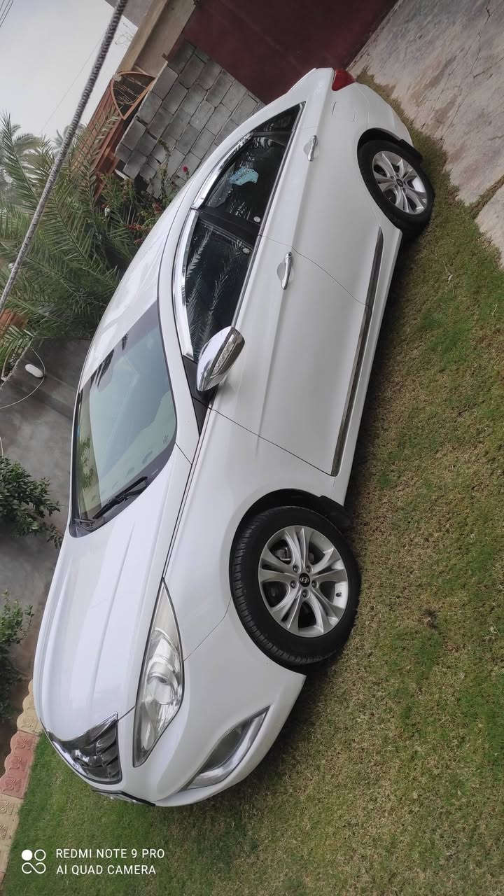 سلام عليكم
سوناته ٢٠١٢
مكينه ٢٤٠٠ بلاديه
شركه عامه
قطعتين تبيريد
بيهه ربع جاملغ خلفي
السعر ١٢٤
***********
