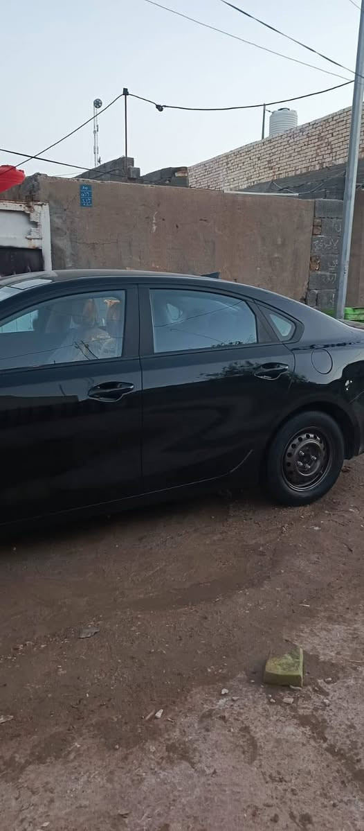 السلام عليكم فورتي 2024 مكينه ألفين ماشي 8 ألاف السياره كلش حلوه حادثه جاملغ أمامي وبنيد فقط وباقي السياره مكفول السعر 130 وبيه مجال للاستفسار ‏‪***********‬‏
