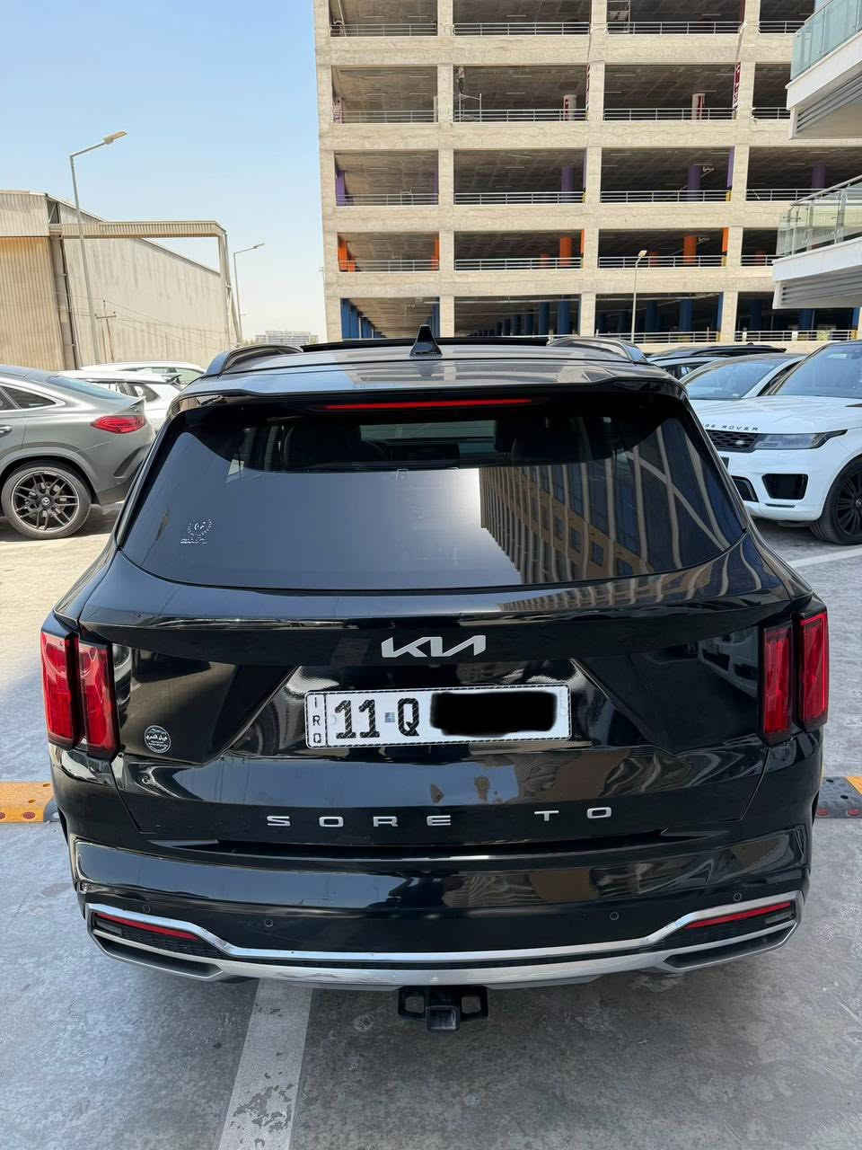 بسعر البلاش مال بيع 205 ورقه 
كيا سورنتو 2022 فوووول SX 
محرك 2500 تيربو صارخ أقوه حتا من 6 سلندر سبعه راكب 
بانوراما كراسي كهرباء وتدفئة جنطه كهرباء بلاك اديشن تخم تاير جديد 
سياره جديده كلش استخدام بسيط 
حادثها خلفي جاملغ وشويه من الجنطه قطعه وحده صبغ ماشيه 103 الف 
كير مكينه ايرباكات كله سليم كفاله بجم كبس 
رقمها بغداد باسمي عنواني المنصور 
***********
