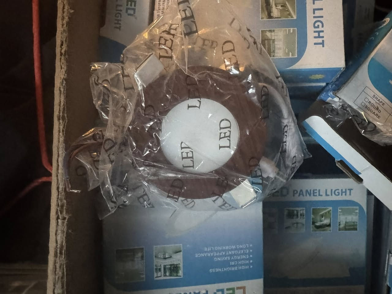 السلام عليكم اشتريت سبورت لايت وطلع زغيرات ع الجكشنات  ٤٠ واحد  ماركه جيده جدا   اللي ير يدهن  بنص السعر. كلش حلوات مال بناء


**إذا كنت صاحب هذا الإعلان وتريد حذفه لأي سبب، رجاءا أرسل رسالة إلى الدعم الفني**