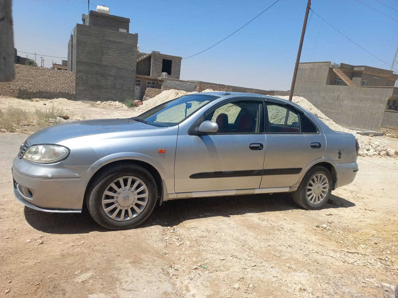 بسم الله الرحمن الرحيم 
للبيع نيسان سني موديل 2008 سعودي كير عادي محرك اسود رقم صلاح الدين شرط تحويل بيها صبق باب خلف السايق السعر 85 بيها مجال مكان السيارة الانبار حديثة التواصل على الرقم ***********

