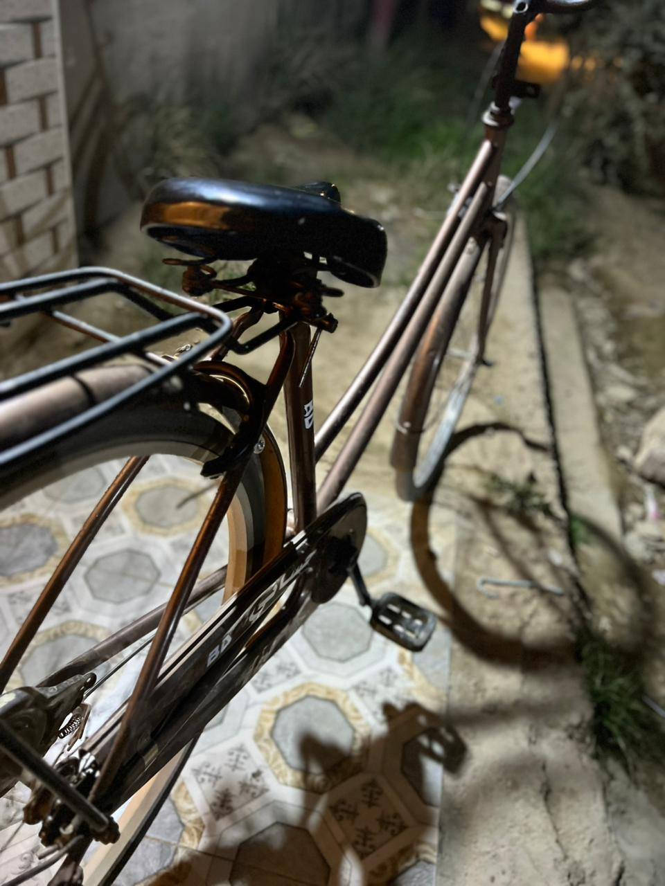 السلام عليكم ورحمه الله وبركاته اخواني الكرام توفر عدنة بيسكل BDموديل2016بي جرد قليل ومبدل ويل 2010  خواني لعزأ شراي راسلني خاص مو شراي لا تعبنة هاذا لرقم بي واتساب788 323 1398 العنوان قضأ الشطرة حي الزهور ✋🏼


**إذا كنت صاحب هذا الإعلان وتريد حذفه لأي سبب، رجاءا أرسل رسالة إلى الدعم الفني**