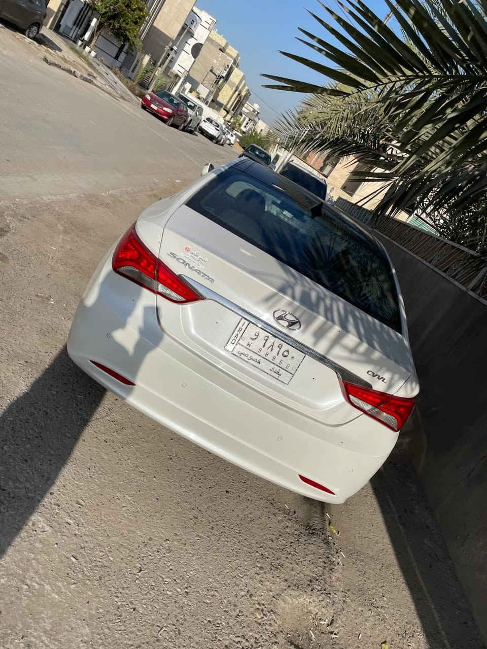 السلام عليكم
سوناتا 2014
وارد كوري 
داخله للعراق كلين حادث  بالعراق
السياره 1 على 1 فول مواصفات 

1 بصمه
2بانوراما
3 كشنات كهربائيه
4 تثبيت سرعه 
5 المري شفط
6 كشنات جلد
بعد هواي مواصفات 
السياره بغداد شارع فلسطين

السعر 115 $

***********
