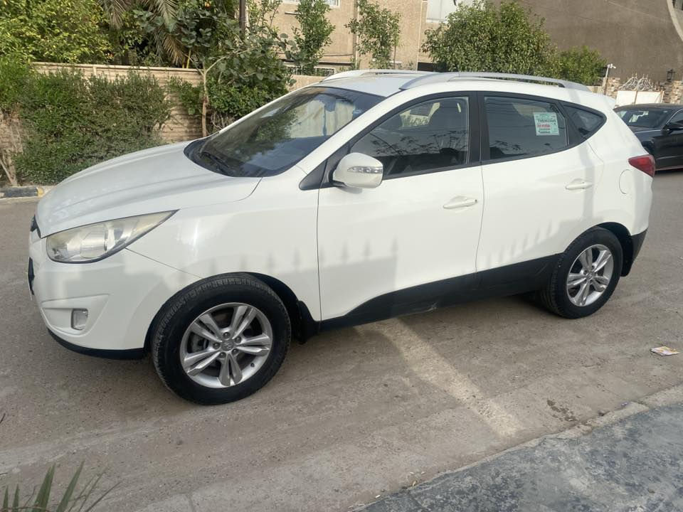 سلام عليكم توسان ٢٠١٣ خليجي مكفوله بس بارد بهلال الجاملغ الخلفي بسيط السعر المطلوب ٢١ مليون مكان بغداد الزعفرانية استفسار اكثر  ‭٠٧٧٠ ٢٩٣ ٣٢٢٠‬ ‭
