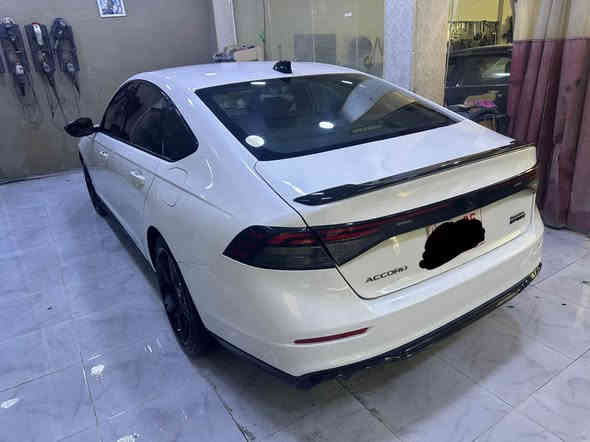 هوندا اكورد سپورت لارج  موديل ٢٠٢٣  مكينه ٢٠ هايبرد 
سلايت مواصفات معروفه
صندوق صبغه  جاملخ بشتي الي نفري تعديل تيدايه 
٤٥هزار مايل جويه 
سعري وي ٢١٠ بجك مجال تيدايه 
*********** زاخو
