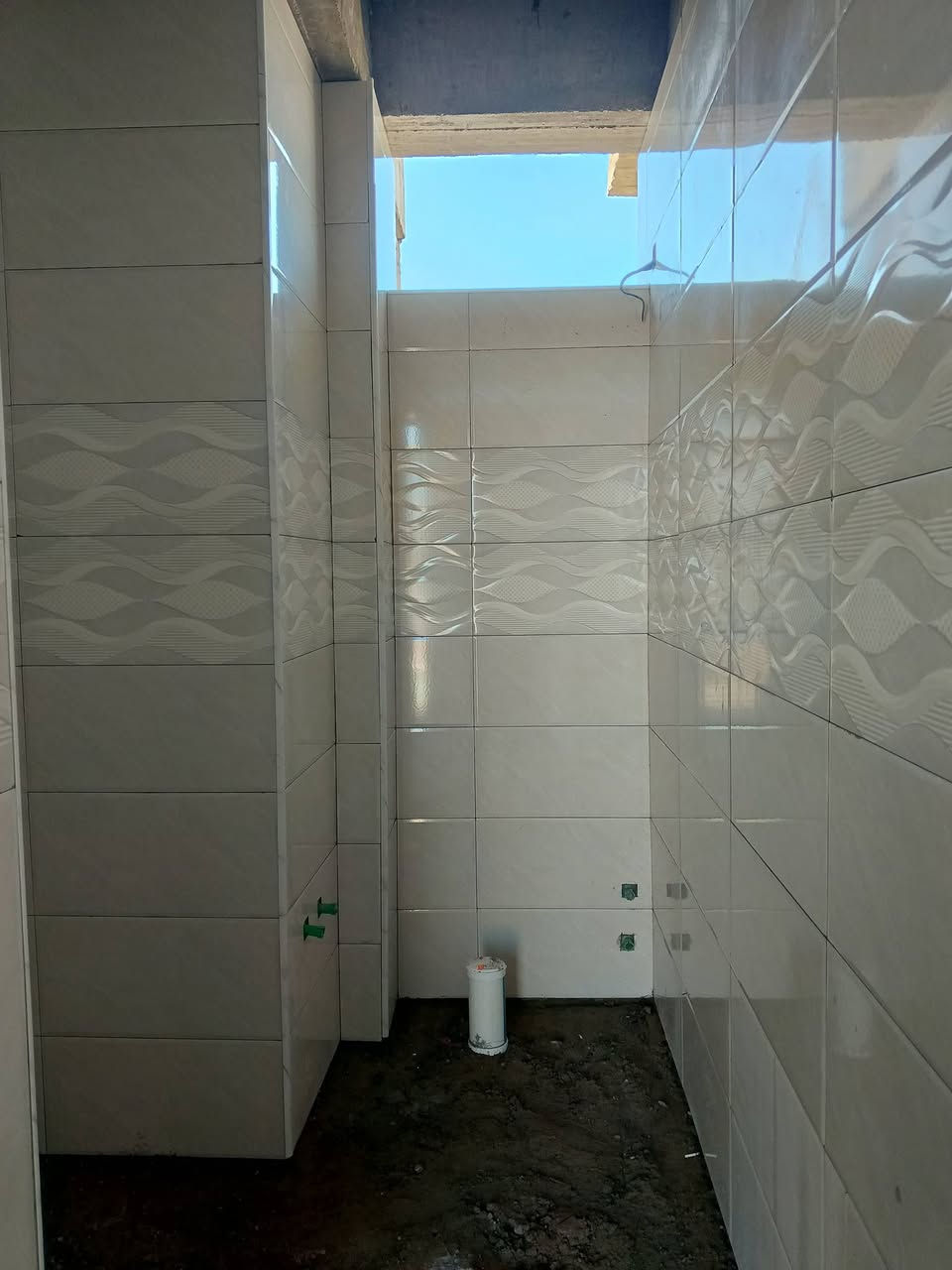 كادر سراميك متفرغ حالين ***********
