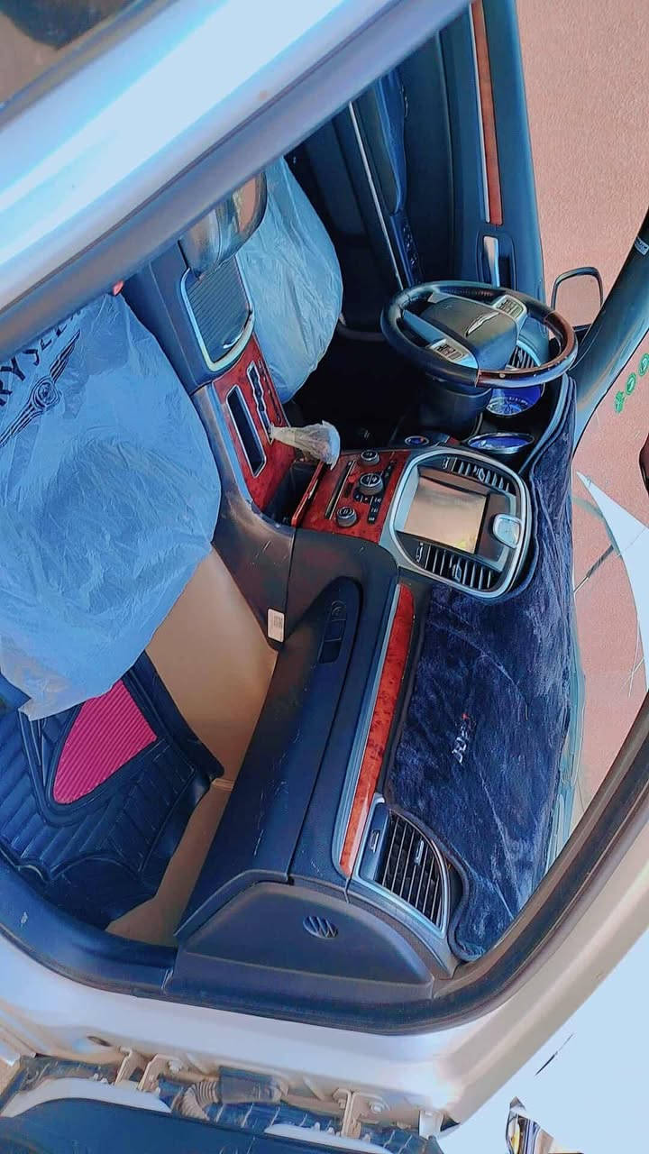 السلام عليكم ورحمة الله وبركاته أوباما للبيع موديل ١٢ مكينه ٦ سلندر داخله كلين با العراق صار بيها ربع جاملغ  الصدر وربع من باب الصدر  الباقي كفاله  سنويه وهزه جديده باسمي سعرها ١٧٤$ الاتصال على الرقم ***********
