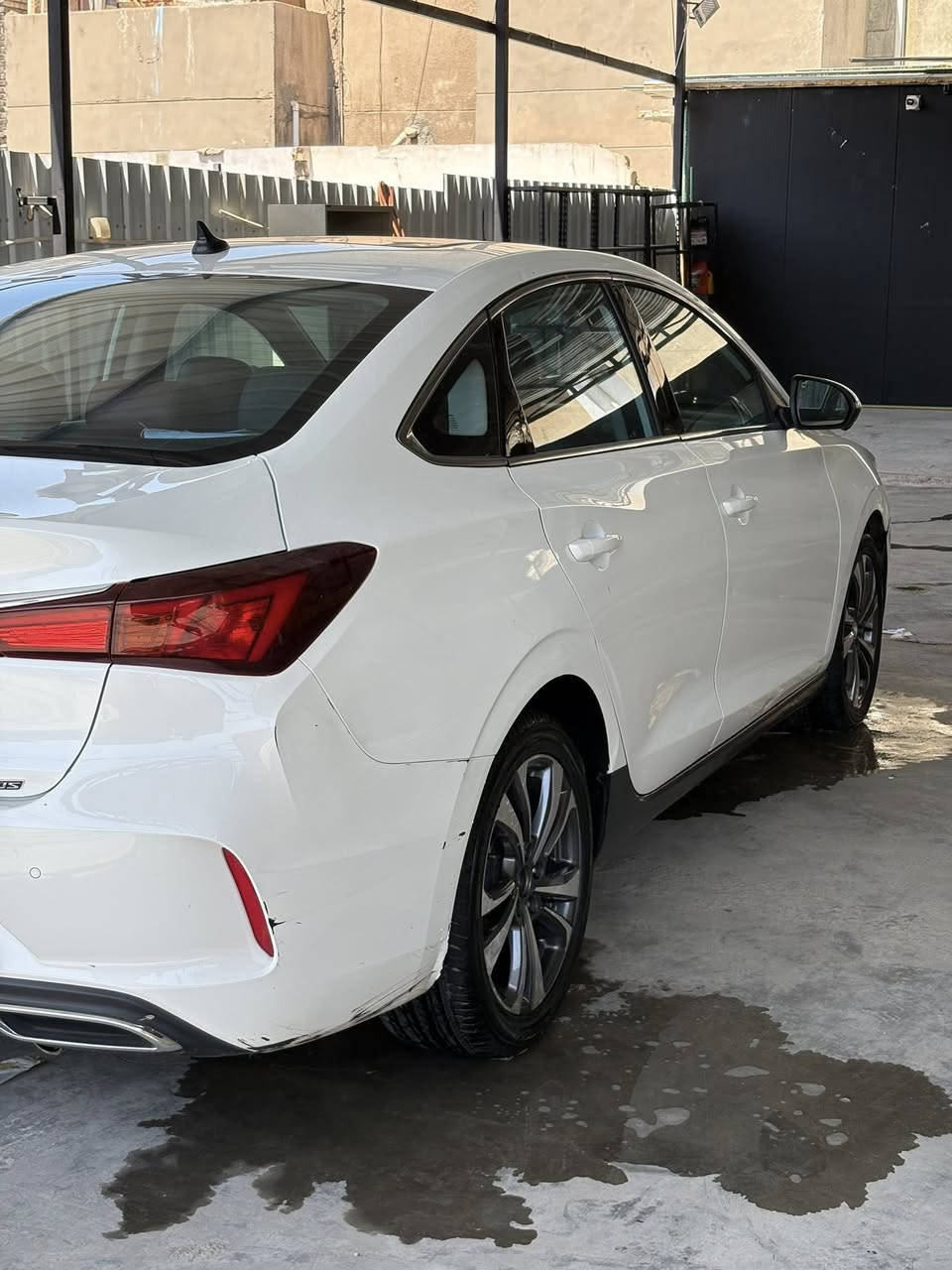 سلام عليكم
شانجان ايدو بلص فول موصفات مكينه 1.4T كير 7 نمر سياره موديل 24 ماشيه 92 الف سياره مبدل بيها باب خلف السائق و دعاميه إماميه ودوسه وبيها رصعه بل جاملغ جهة السائق سياره خير من الله بعدهي بضمان الشركة السعر 155 ورقه وبيها مجال للستفسار التواصل على الرقم ***********
