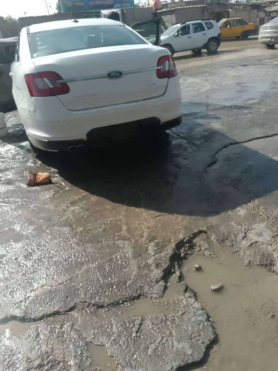 فورت تورس موديل ٢٠١١ سياره حلوه مكينه وكير كفاله تحويل ثاني يوم السعر ٦٥ وبيه مجال ترهم مراوس***********
